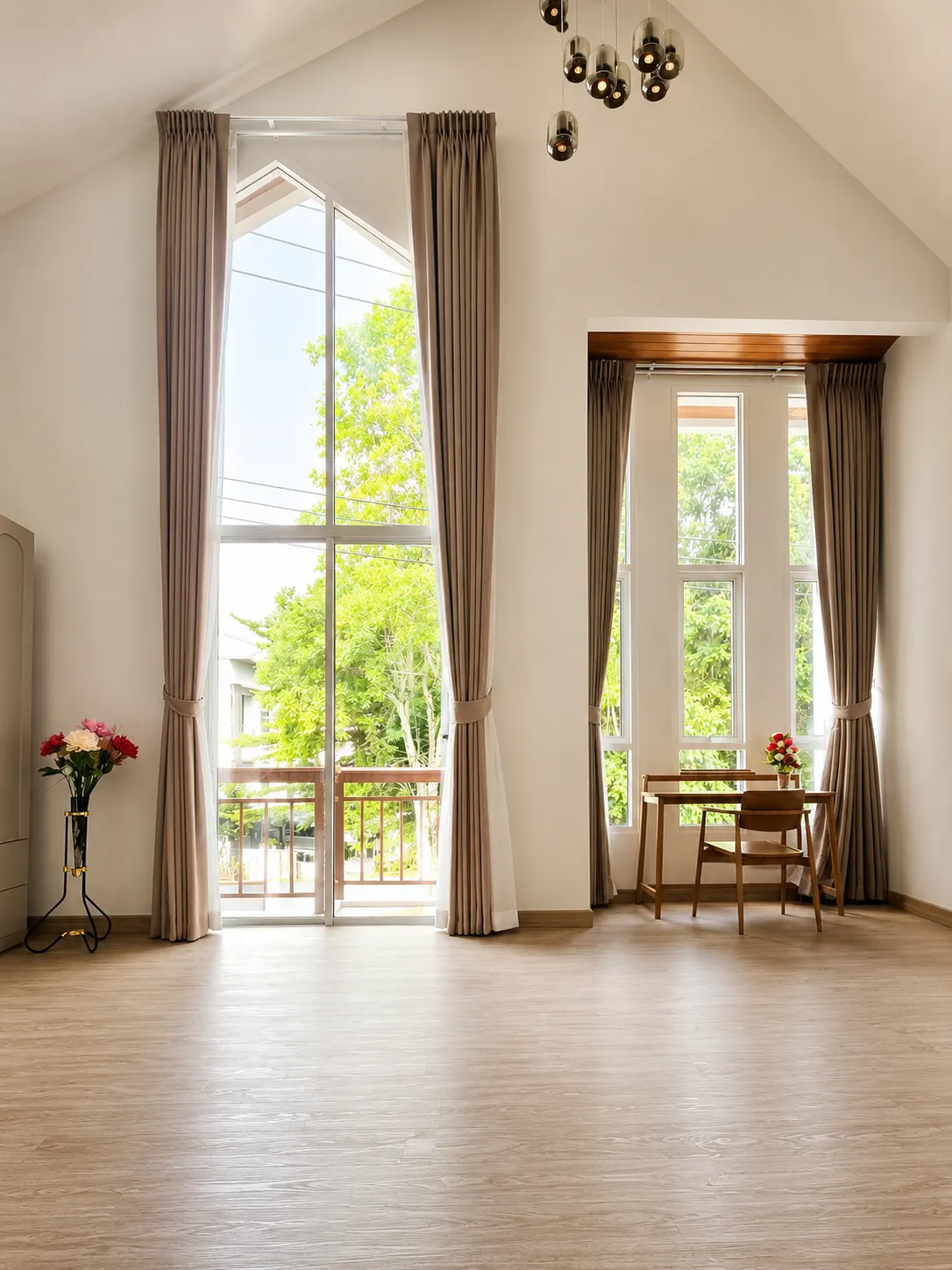 Master Bedroom หน้าต่าง